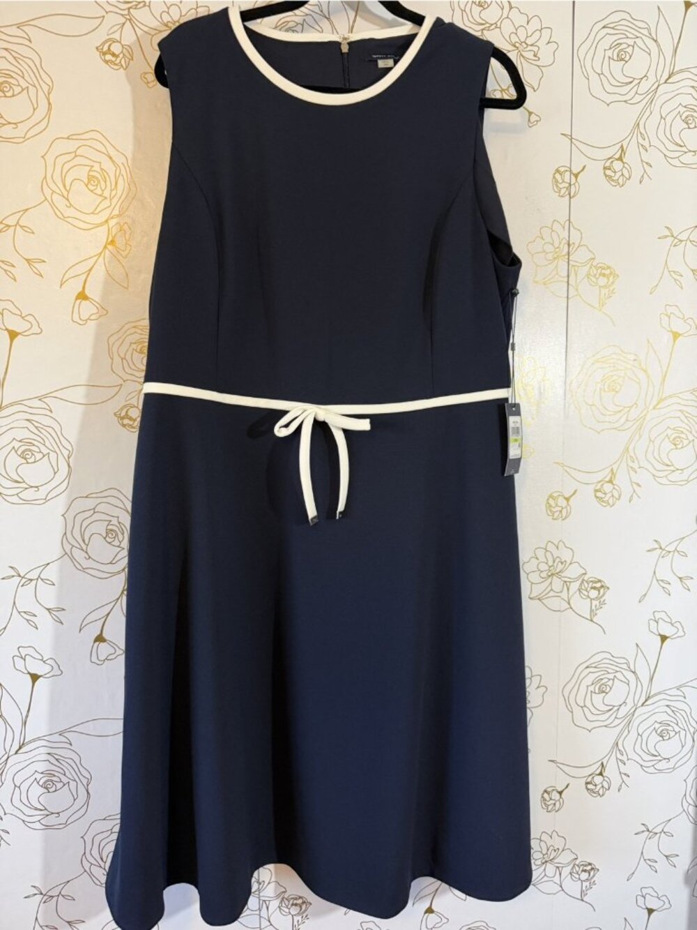 TOMMY HILFIGER Dress Size 18W Navy Blue Scuba Crepe Fit & Flare w/Bow NEW